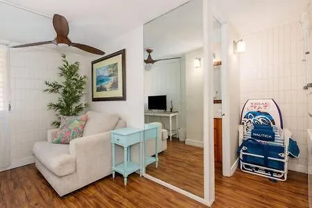Amazing Beachfront Condo Hau'ula 0*,  United States
