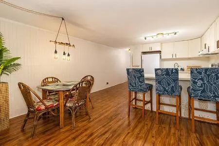 Amazing Beachfront Condo Hau'ula United States